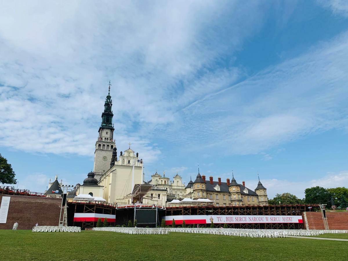 Dom Pielgrzyma Schr Grabowka Ngoại thất bức ảnh