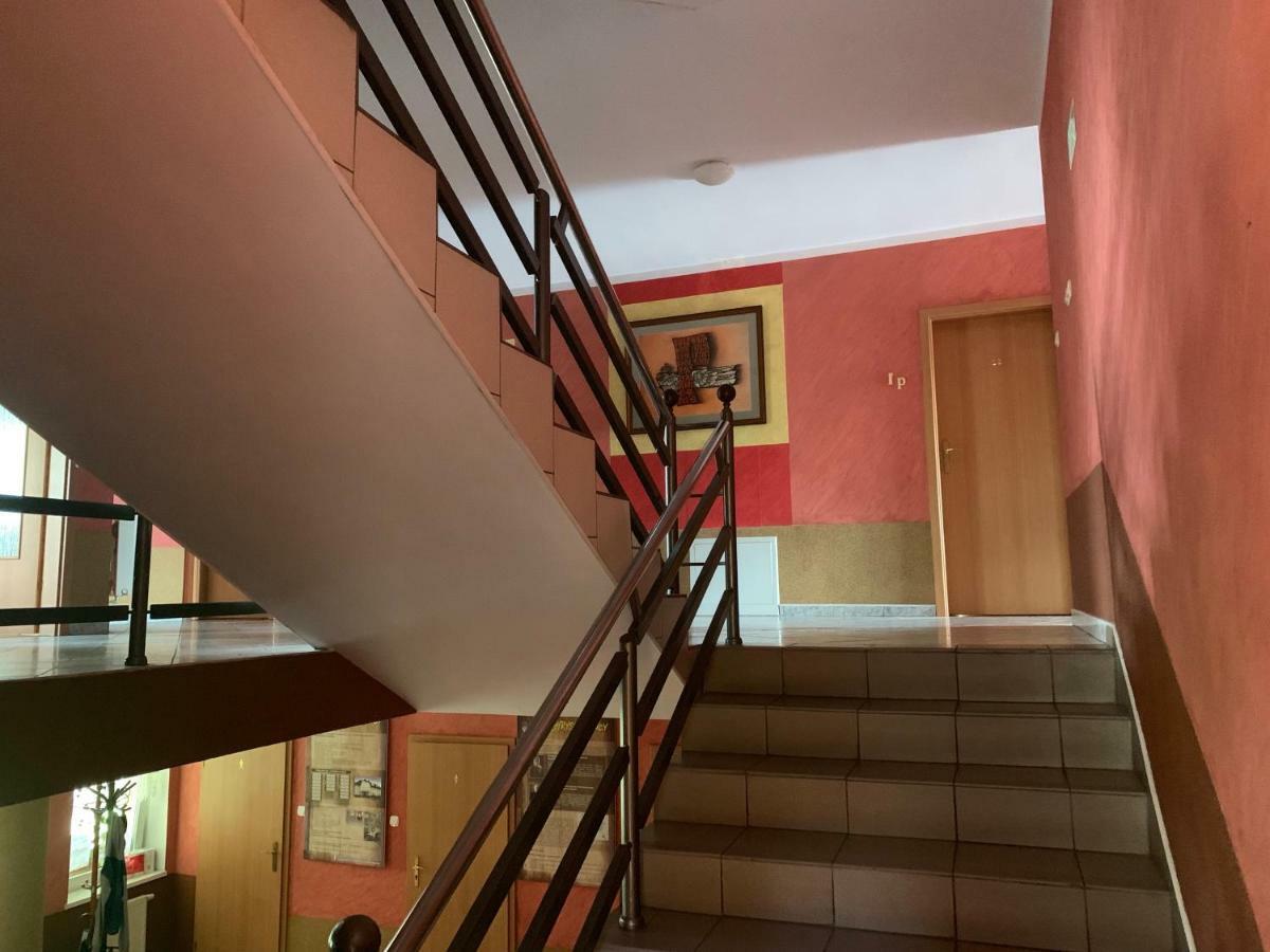 Dom Pielgrzyma Schr Grabowka Ngoại thất bức ảnh